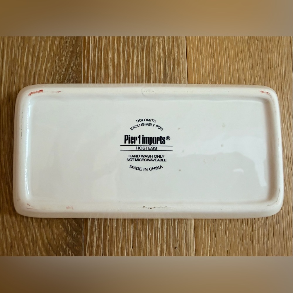 Pier 1 Imports White Butter Dish with Glass Knob - Picture 6 of 7